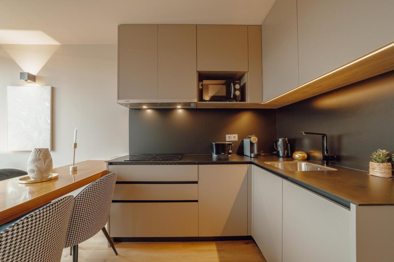 City Center Premium Apartment By Vacationy Порту Экстерьер фото